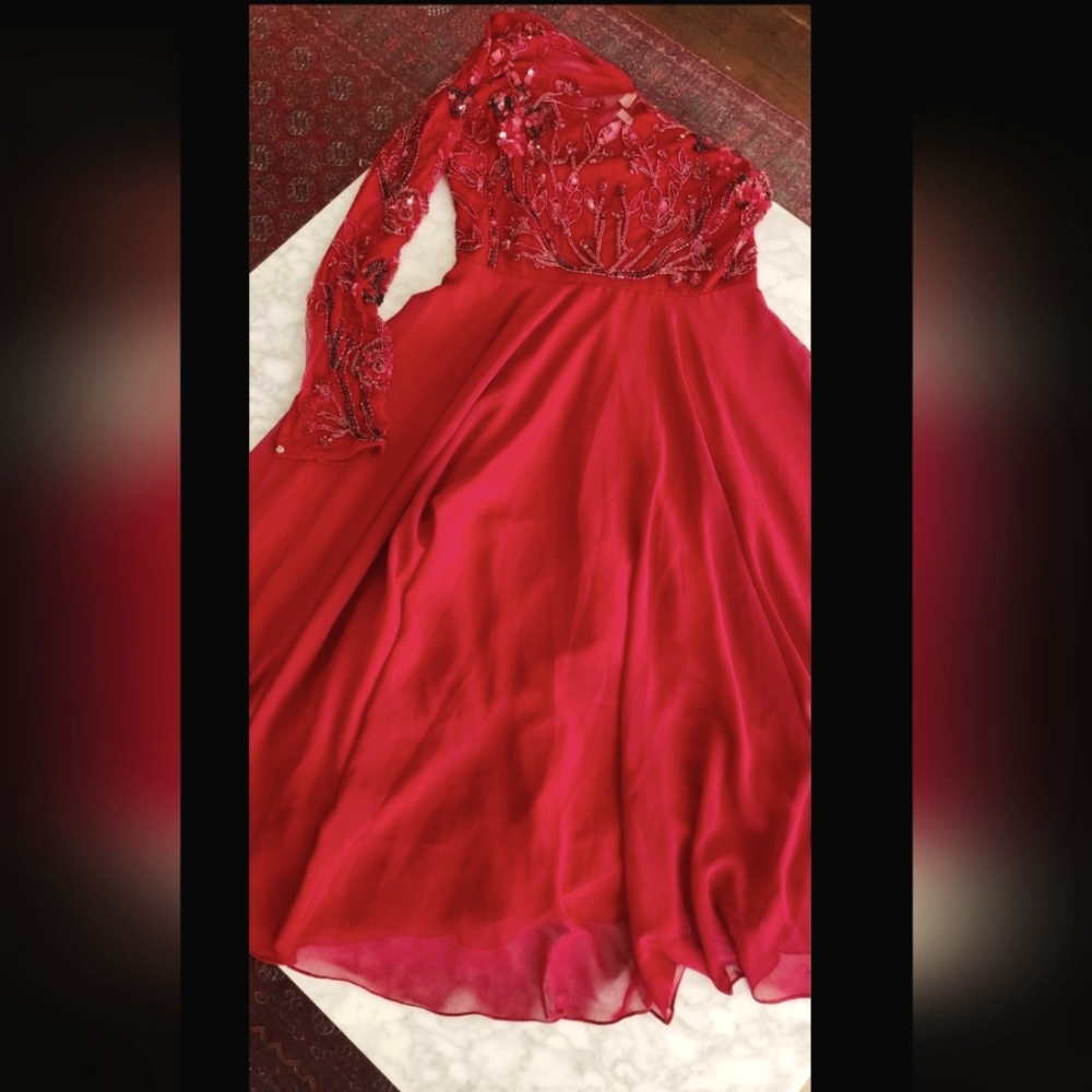 Red midi dress